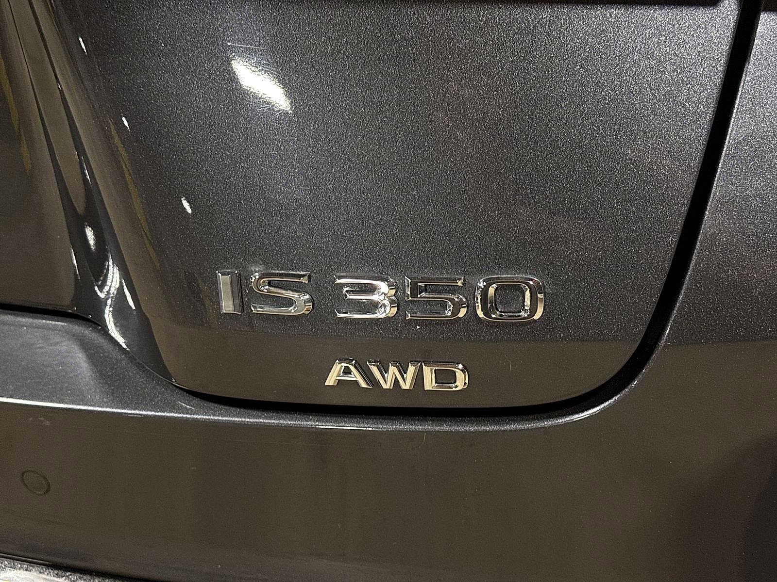 Thumbnail: 2021 Lexus IS - 26