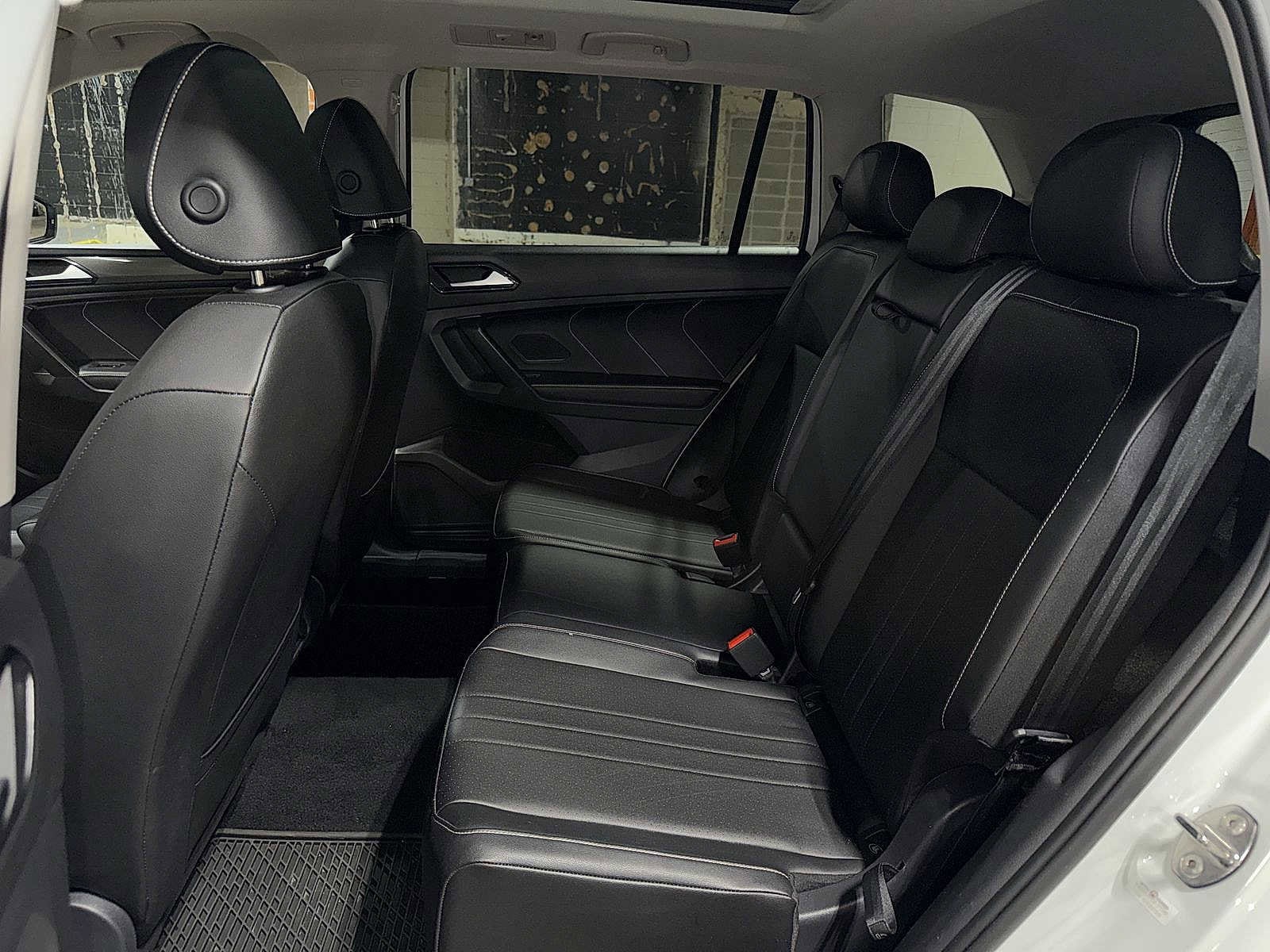 Thumbnail: 2022 Volkswagen Tiguan - 17