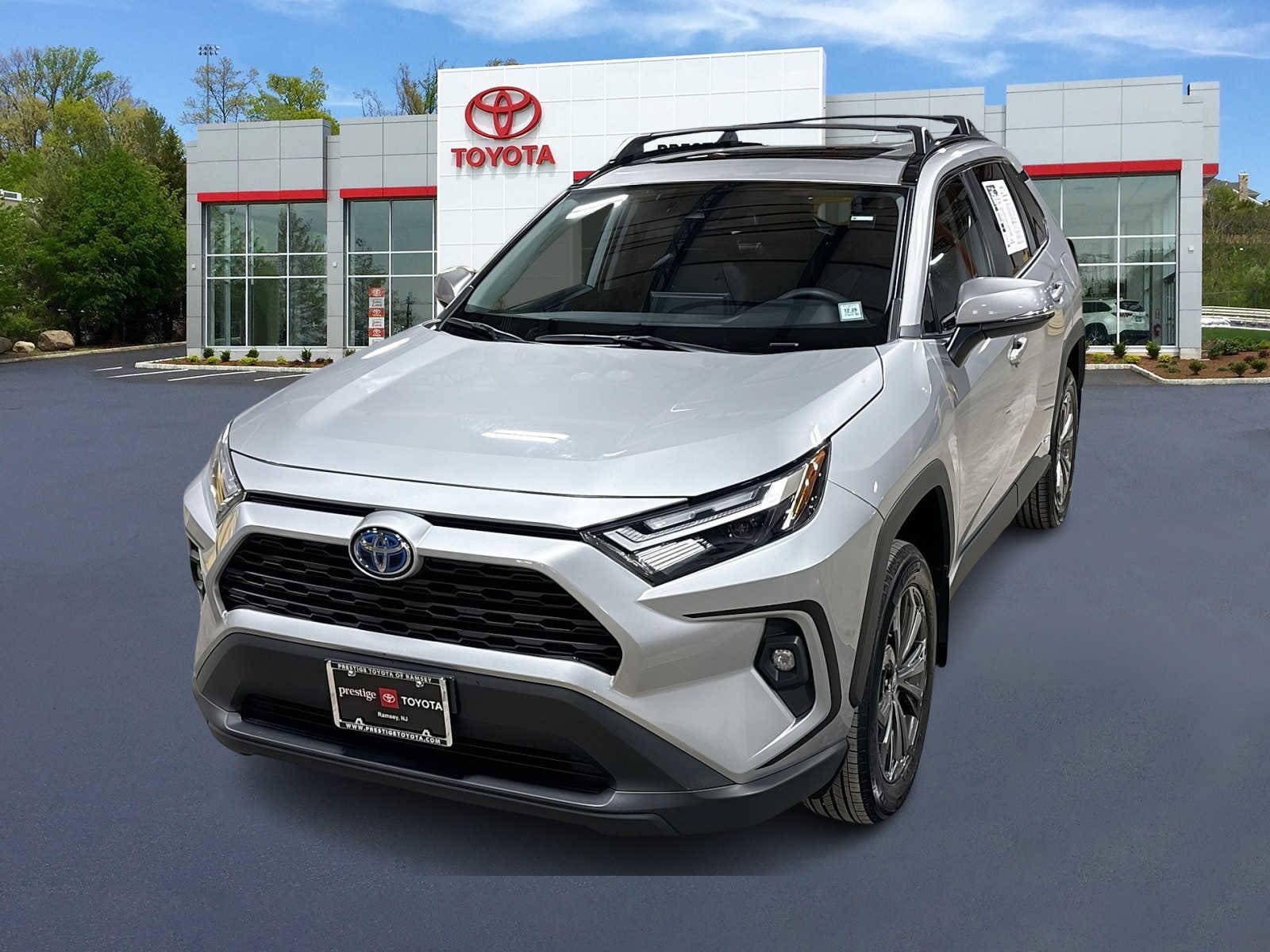 Thumbnail: 2024 Toyota RAV4 - 1