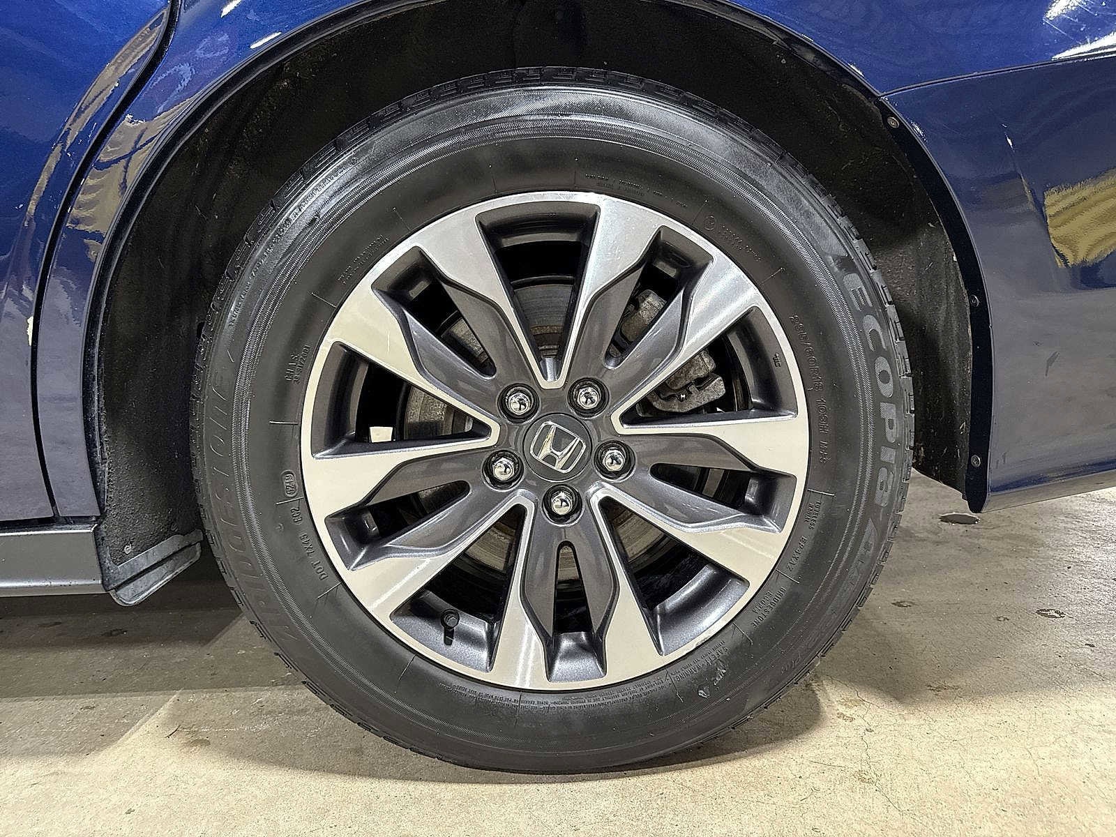 Thumbnail: 2023 Honda Odyssey - 10