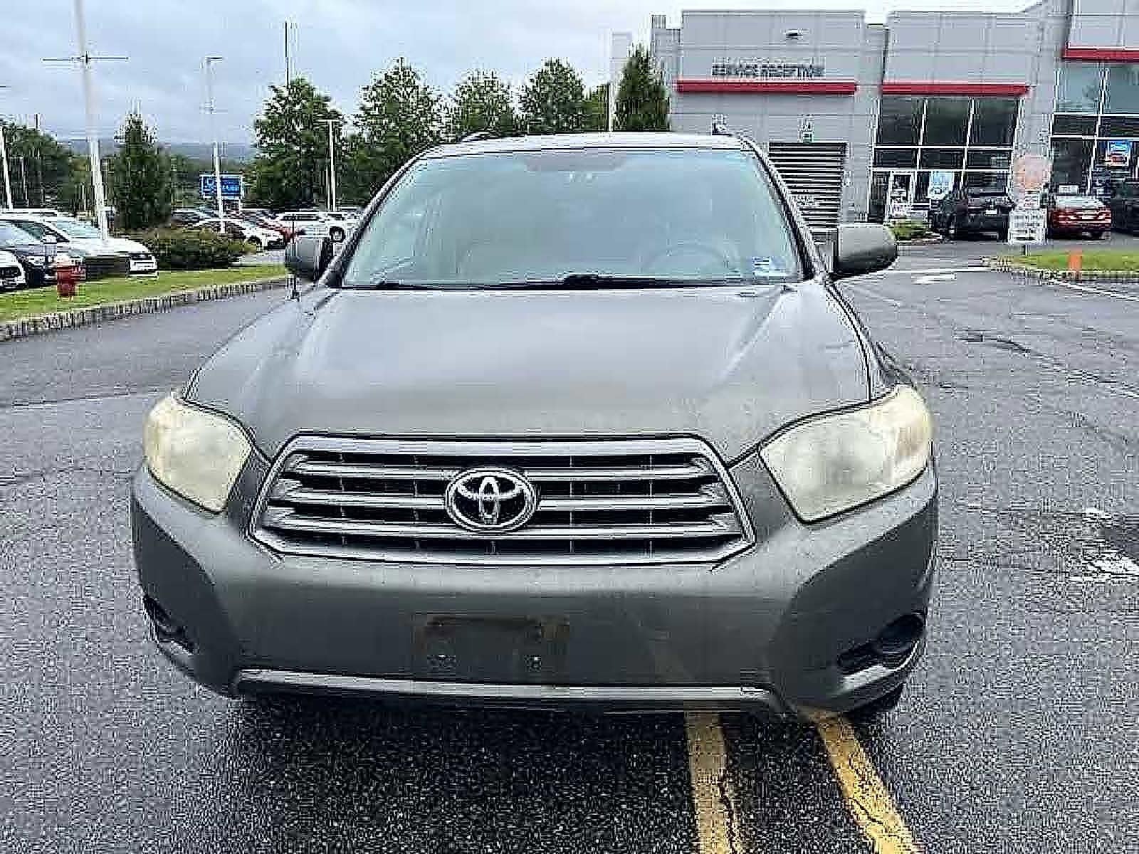 Thumbnail: 2009 Toyota Highlander - 4