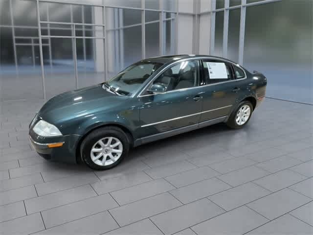 Thumbnail: 2004 Volkswagen Passat - 4