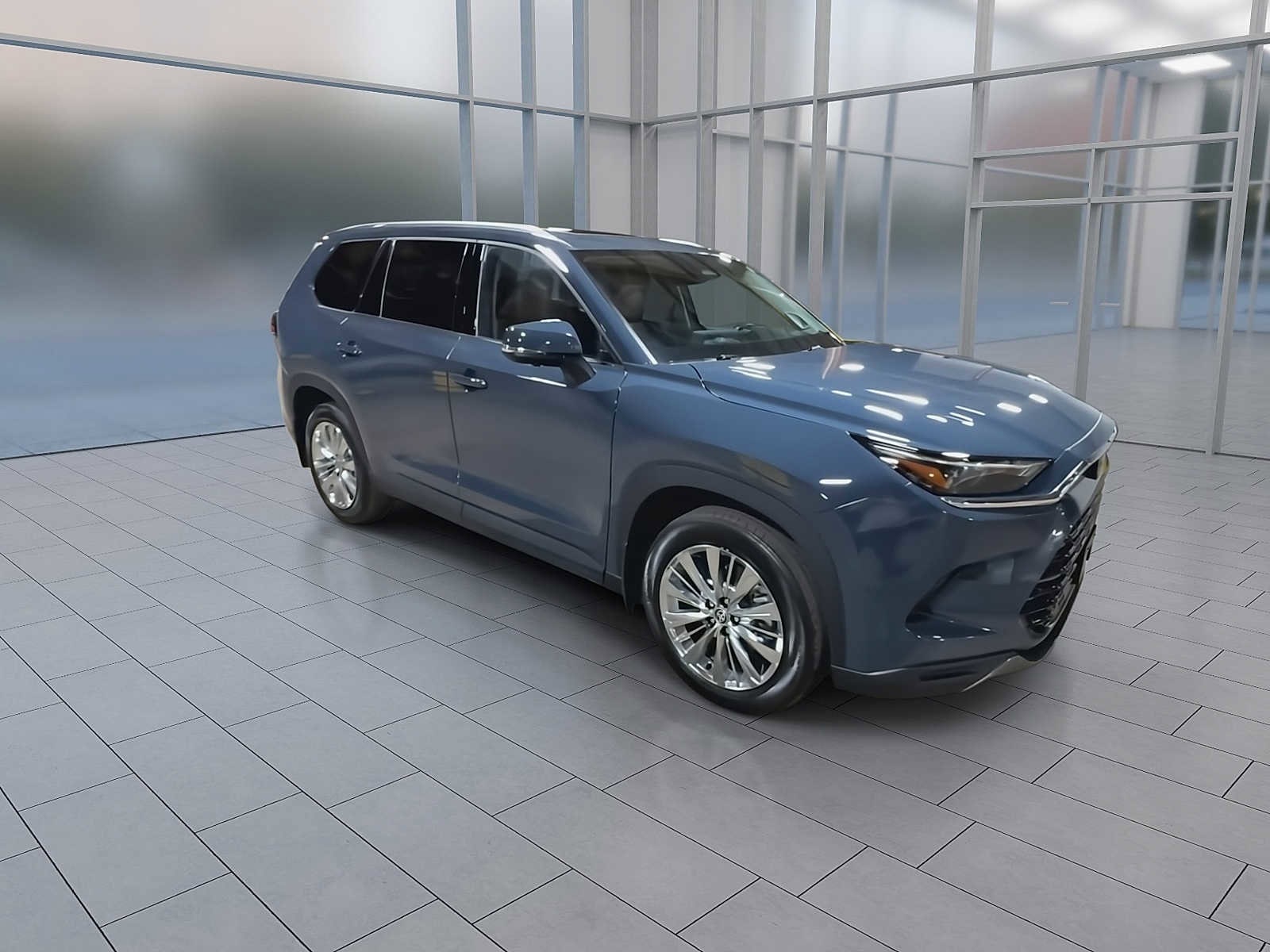 Thumbnail: 2024 Toyota Grand Highlander - 2