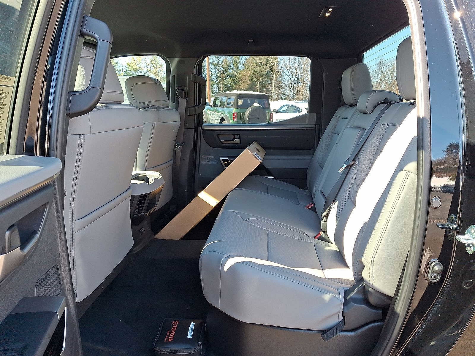 Thumbnail: 2025 Toyota Tundra - 13