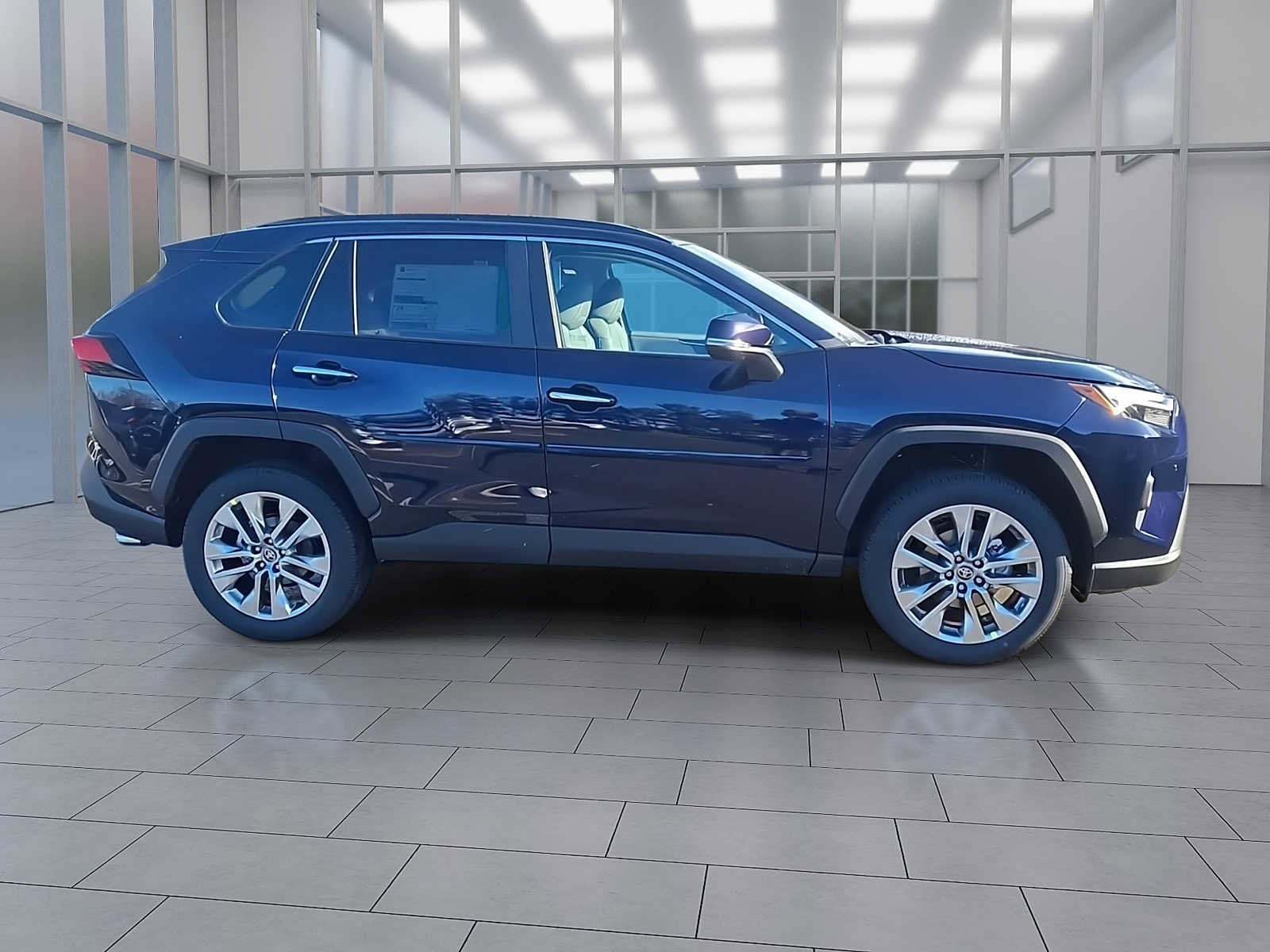 Thumbnail: 2025 Toyota RAV4 - 6