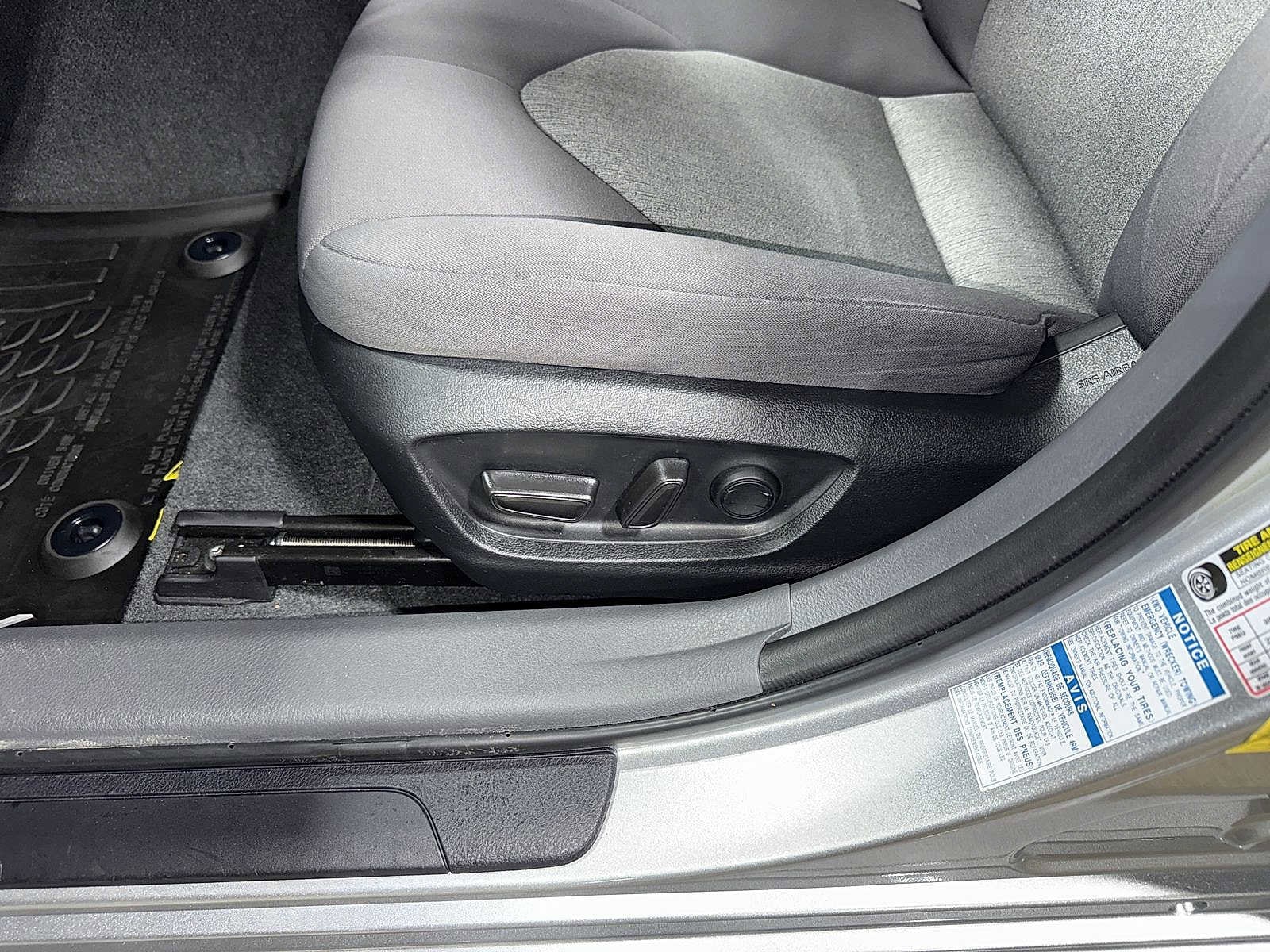 Thumbnail: 2023 Toyota Camry - 23