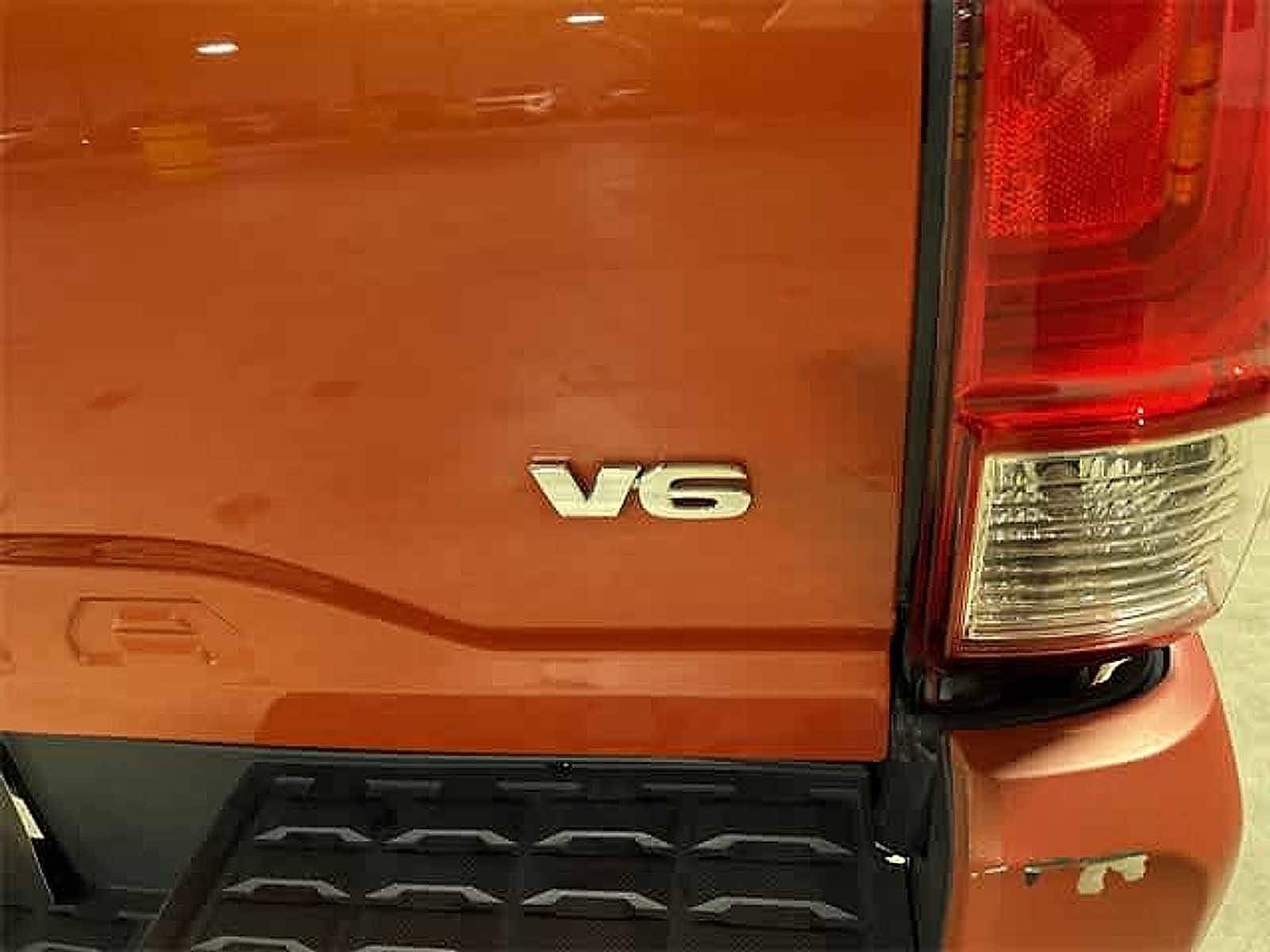 Thumbnail: 2018 Toyota Tacoma - 41