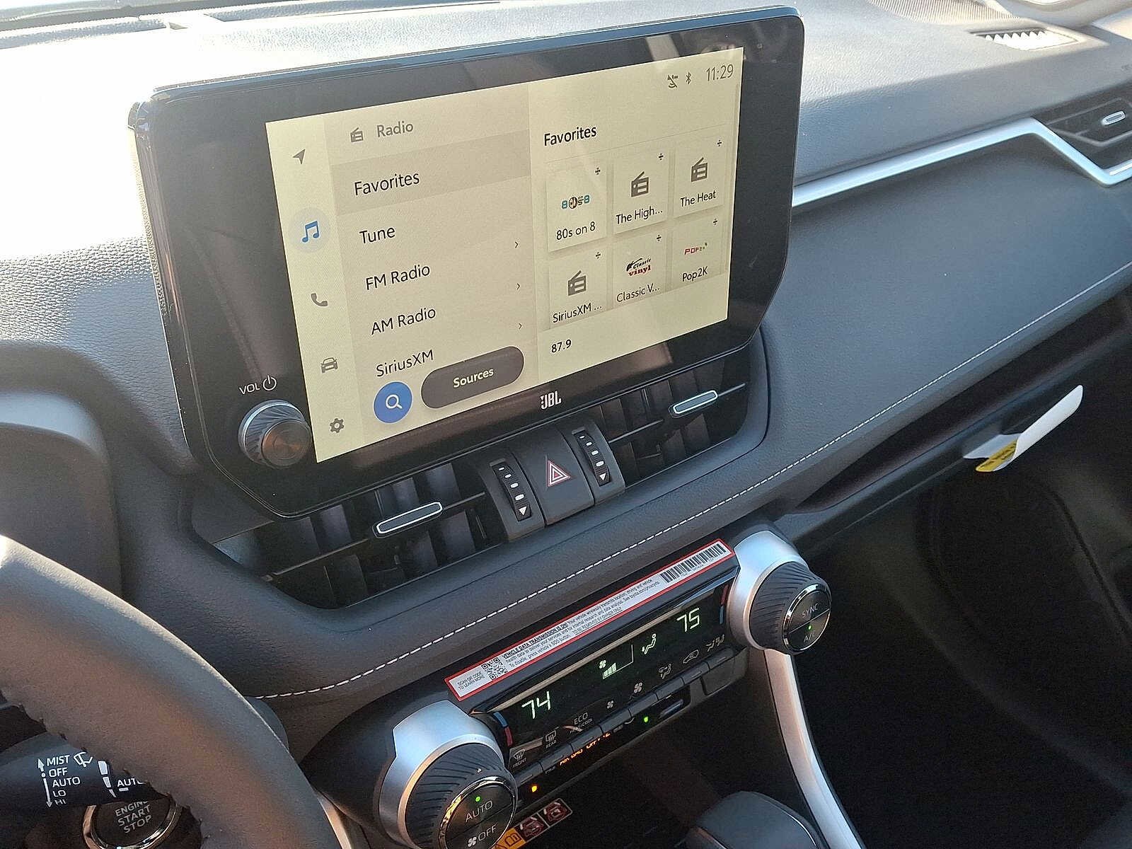 Thumbnail: 2025 Toyota RAV4 - 22