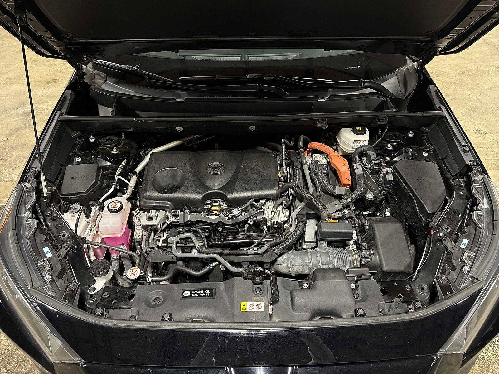 Thumbnail: 2022 Toyota RAV4 - 12