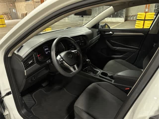 Thumbnail: 2019 Volkswagen Jetta - 26