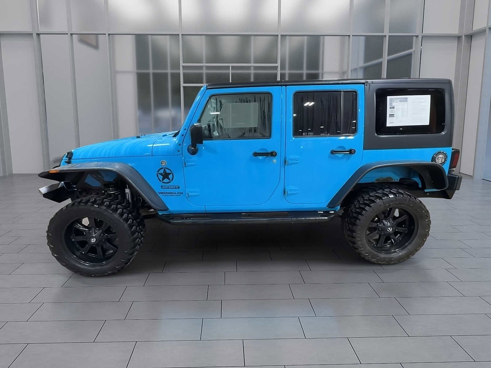 Thumbnail: 2017 Jeep Wrangler - 5
