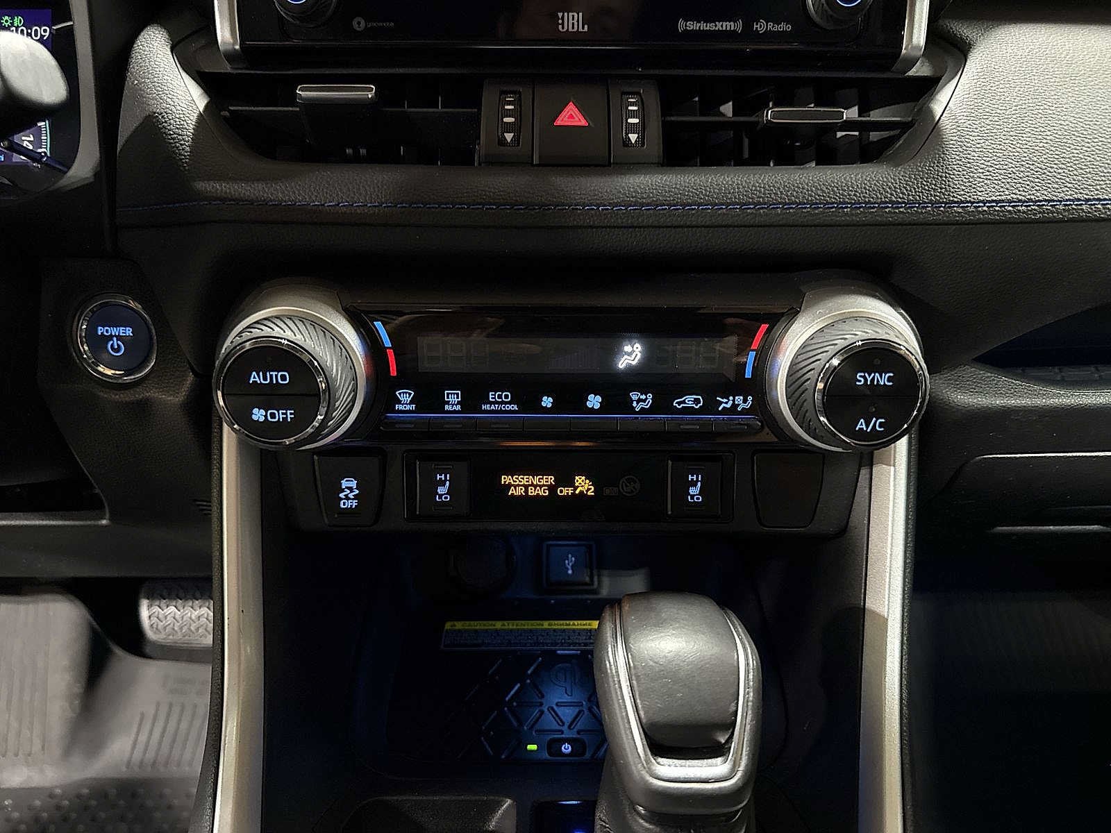 Thumbnail: 2021 Toyota RAV4 - 20
