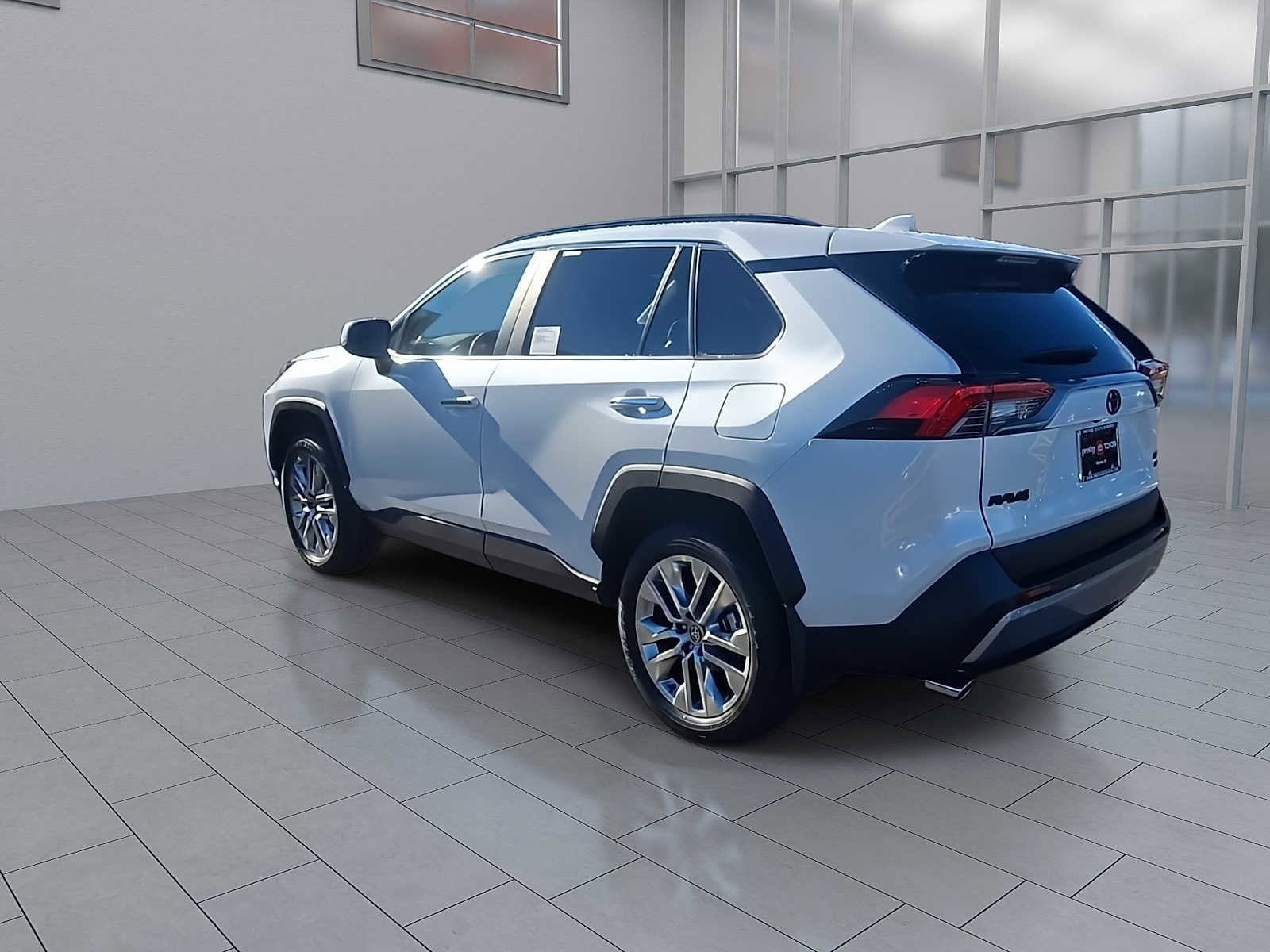 Thumbnail: 2025 Toyota RAV4 - 9