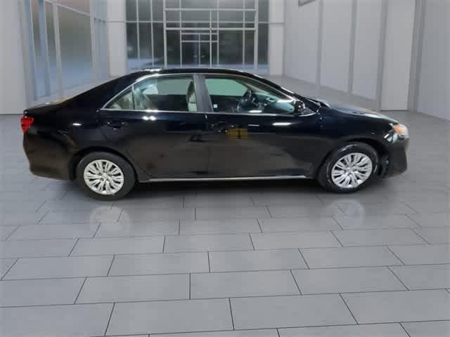 Thumbnail: 2012 Toyota Camry - 9