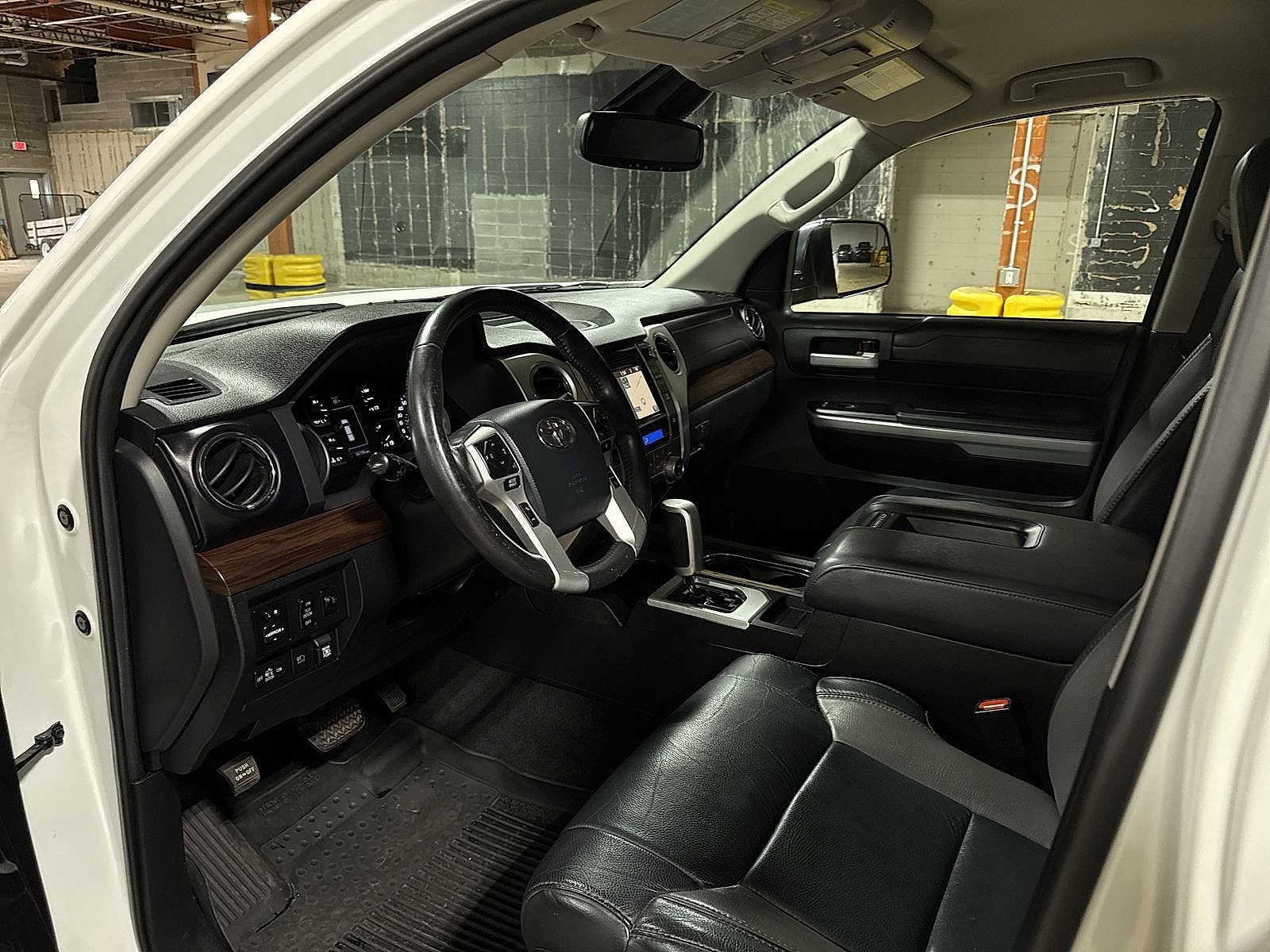 Thumbnail: 2019 Toyota Tundra - 32