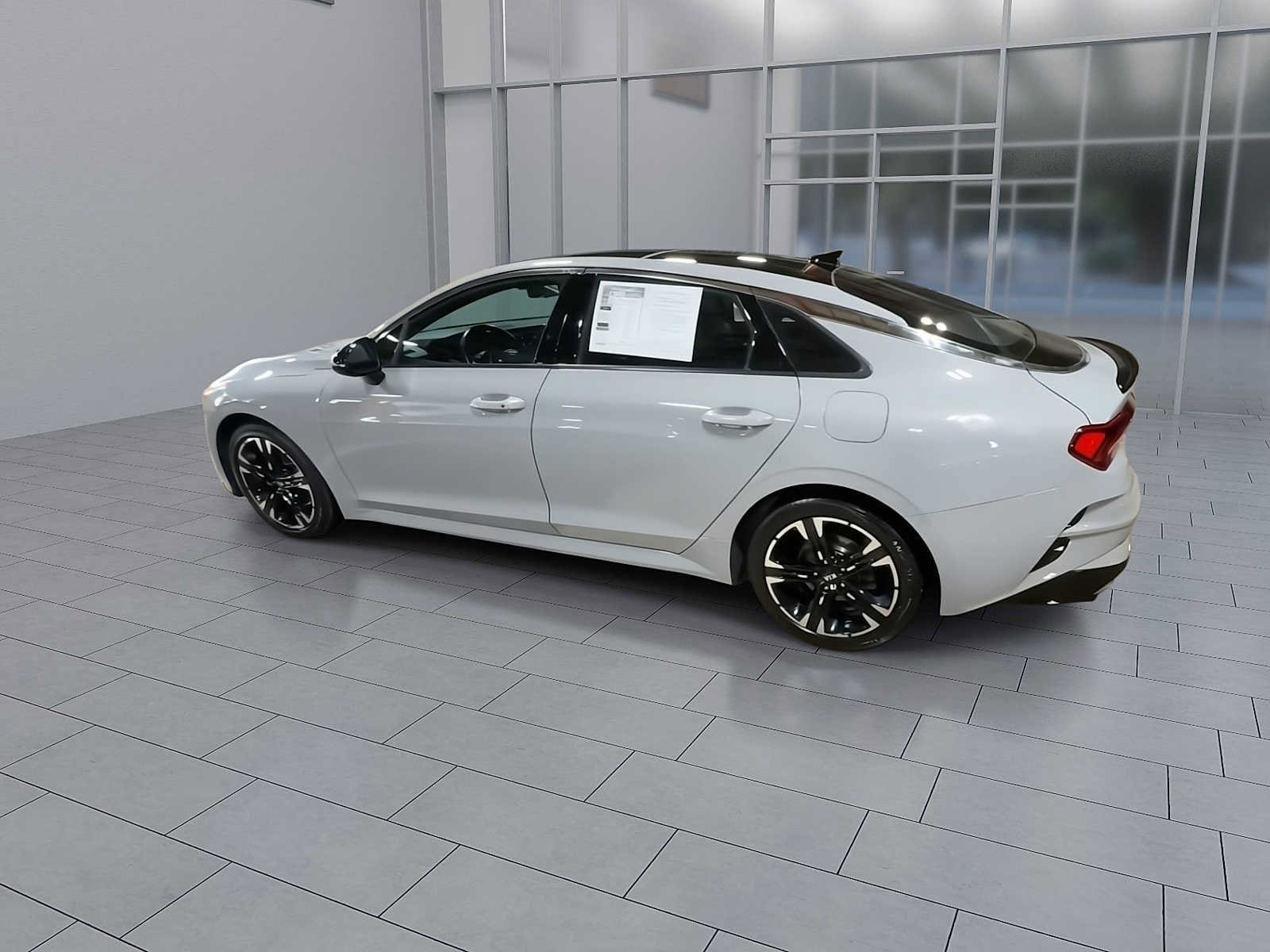 Thumbnail: 2021 Kia K5 - 6