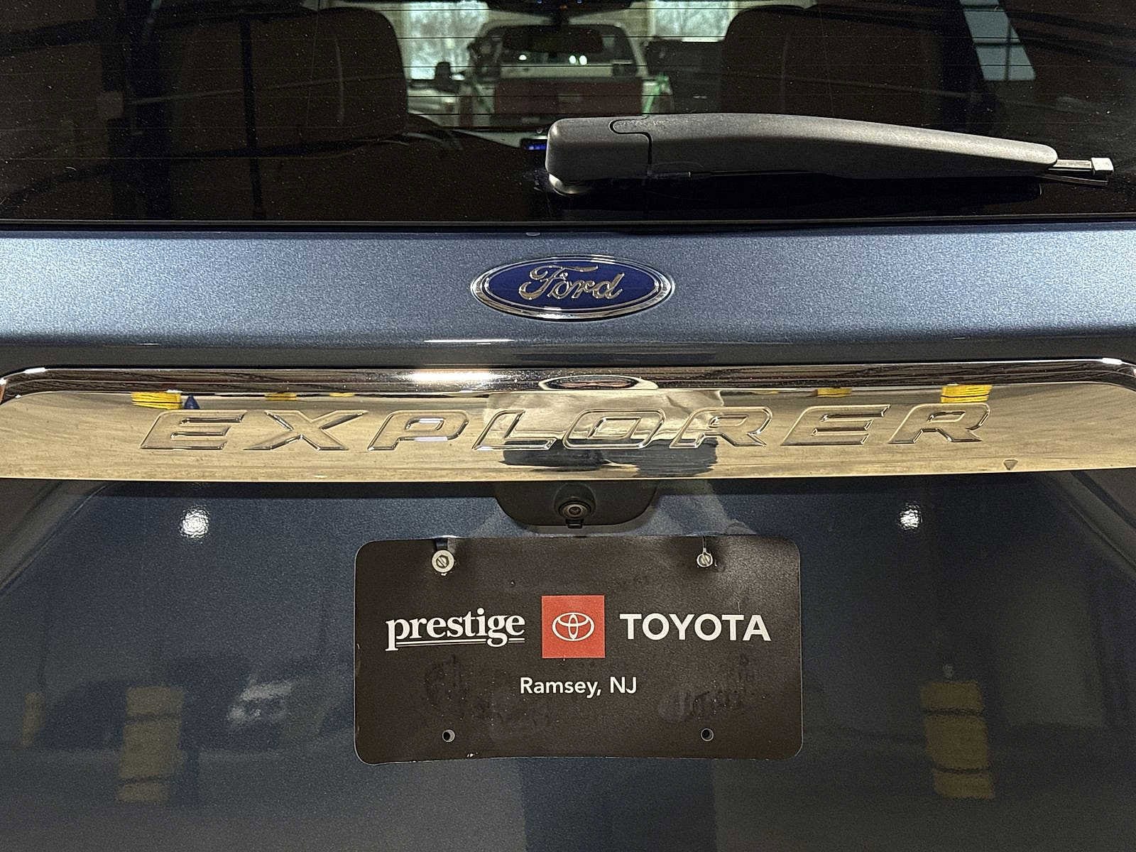 Thumbnail: 2020 Ford Explorer - 28