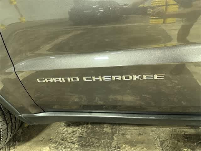 2015 Jeep Grand Cherokee Limited Edition 24