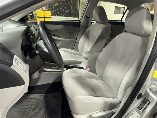 Thumbnail: 2011 Toyota Corolla - 15