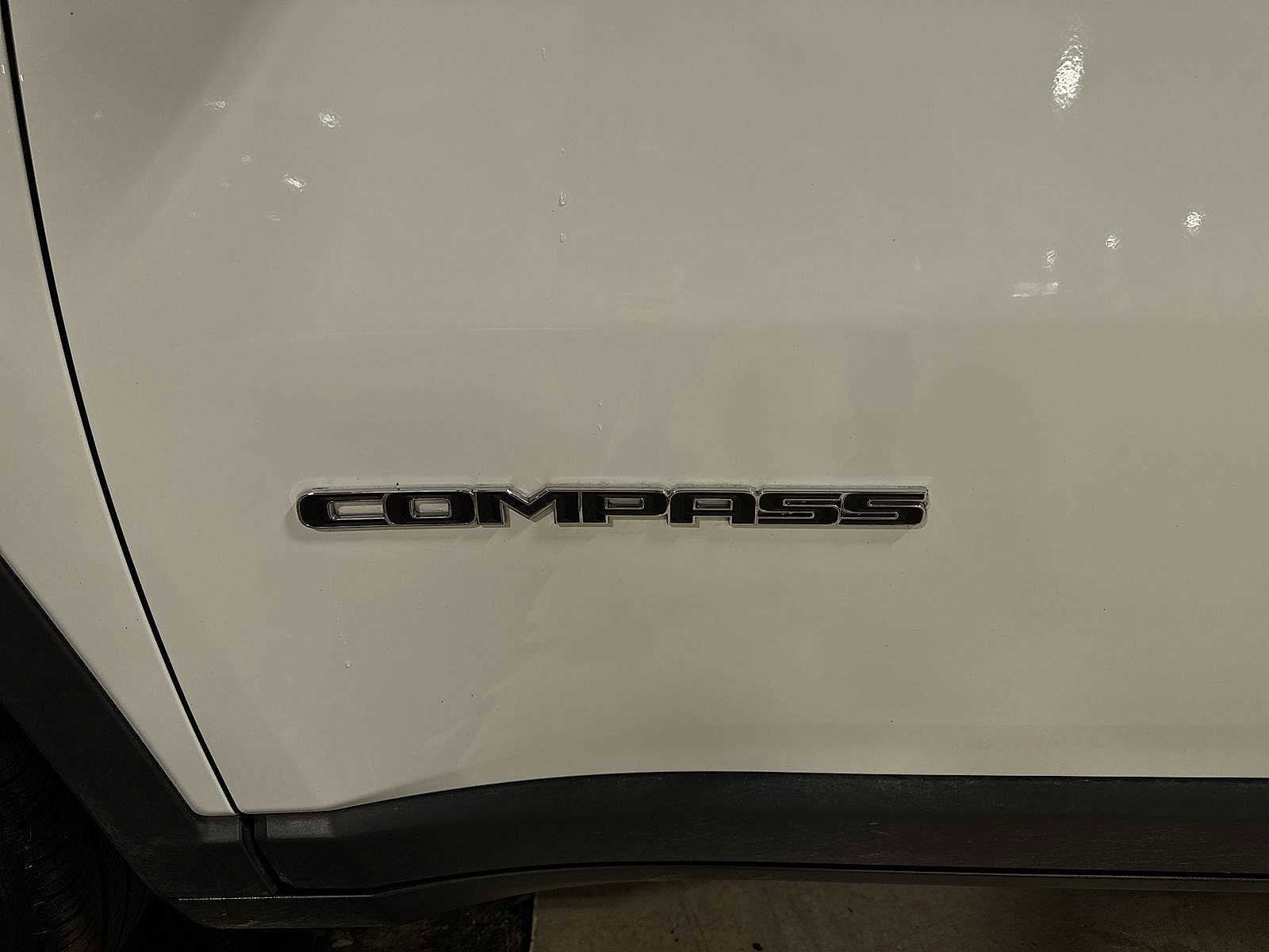 Thumbnail: 2023 Jeep Compass - 25