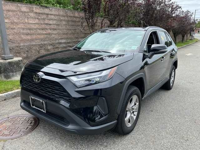 Thumbnail: 2022 Toyota RAV4 - 1
