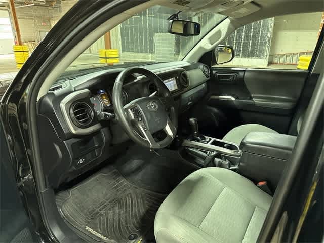 2017 Toyota Tacoma SR5 30