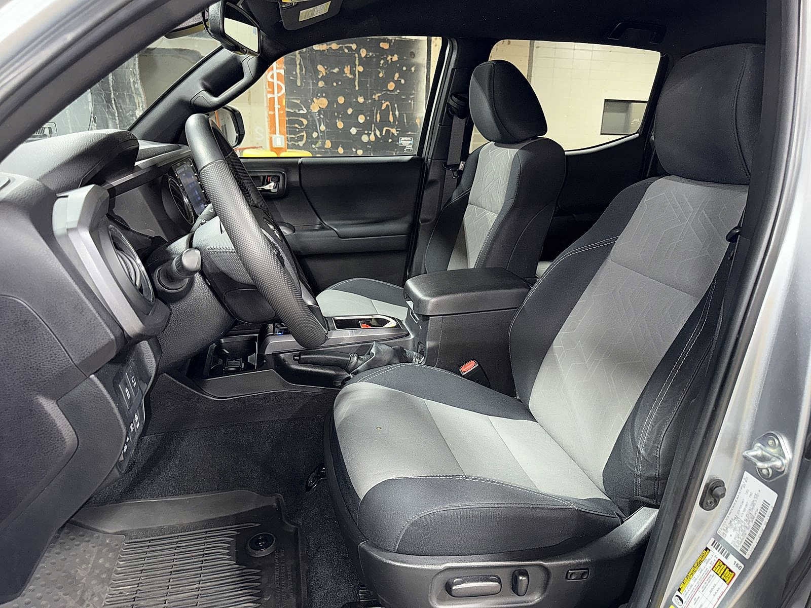 Thumbnail: 2023 Toyota Tacoma - 15