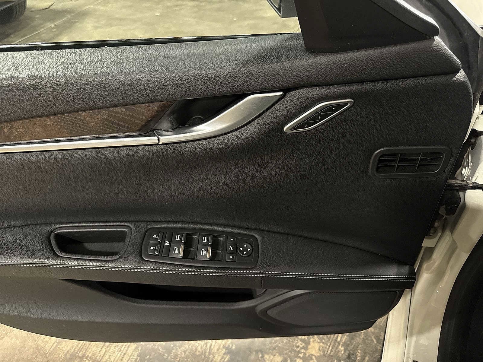 Thumbnail: 2015 Maserati Ghibli - 23