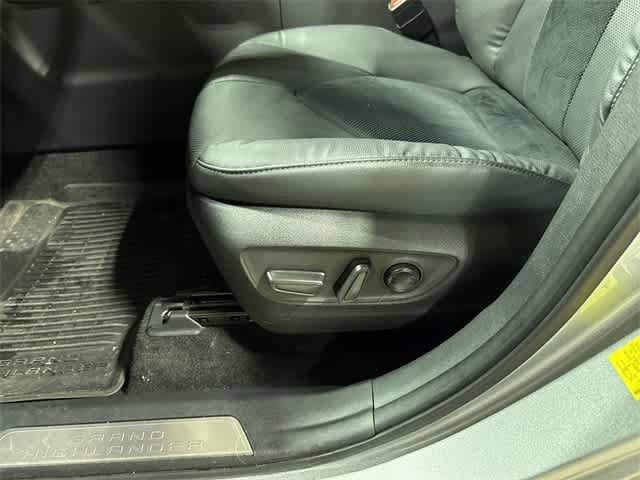 2024 Toyota Grand Highlander Platinum 24