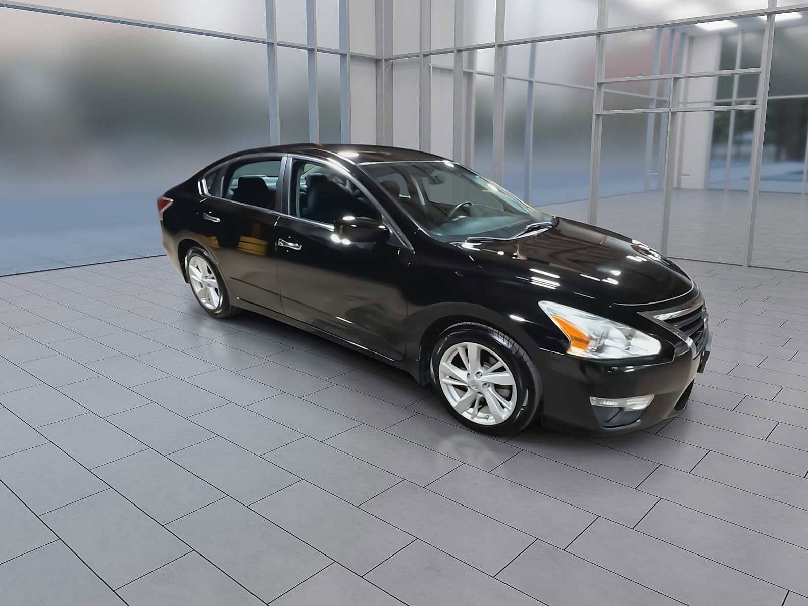 Thumbnail: 2015 Nissan Altima - 2