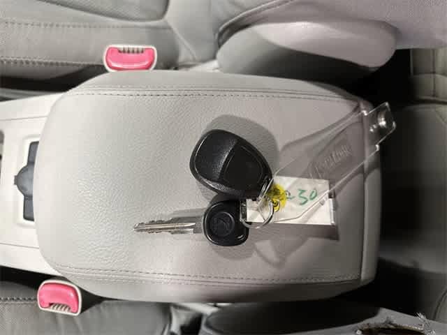 Thumbnail: 2009 Saturn VUE - 31
