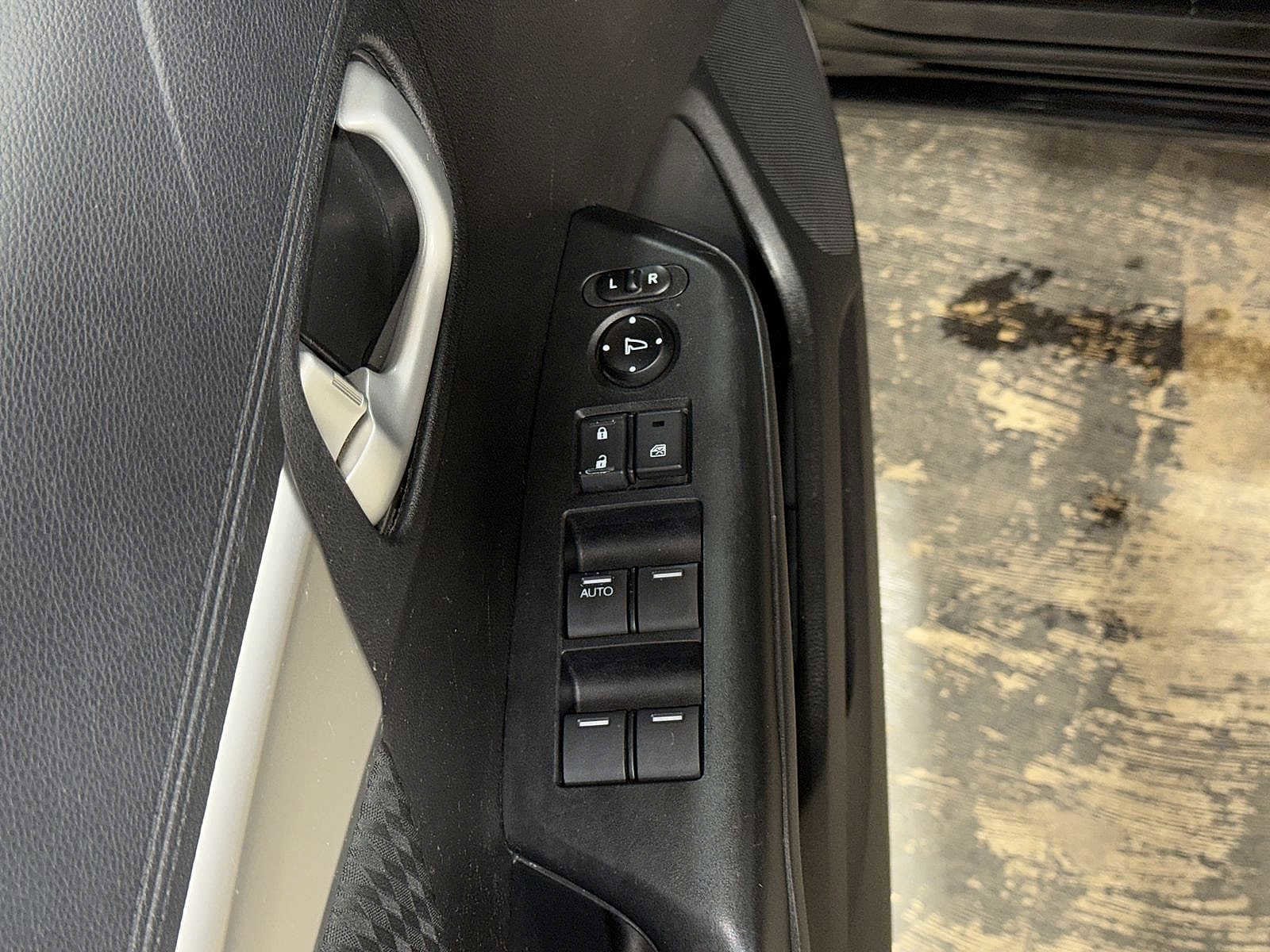 Thumbnail: 2015 Honda Civic - 22