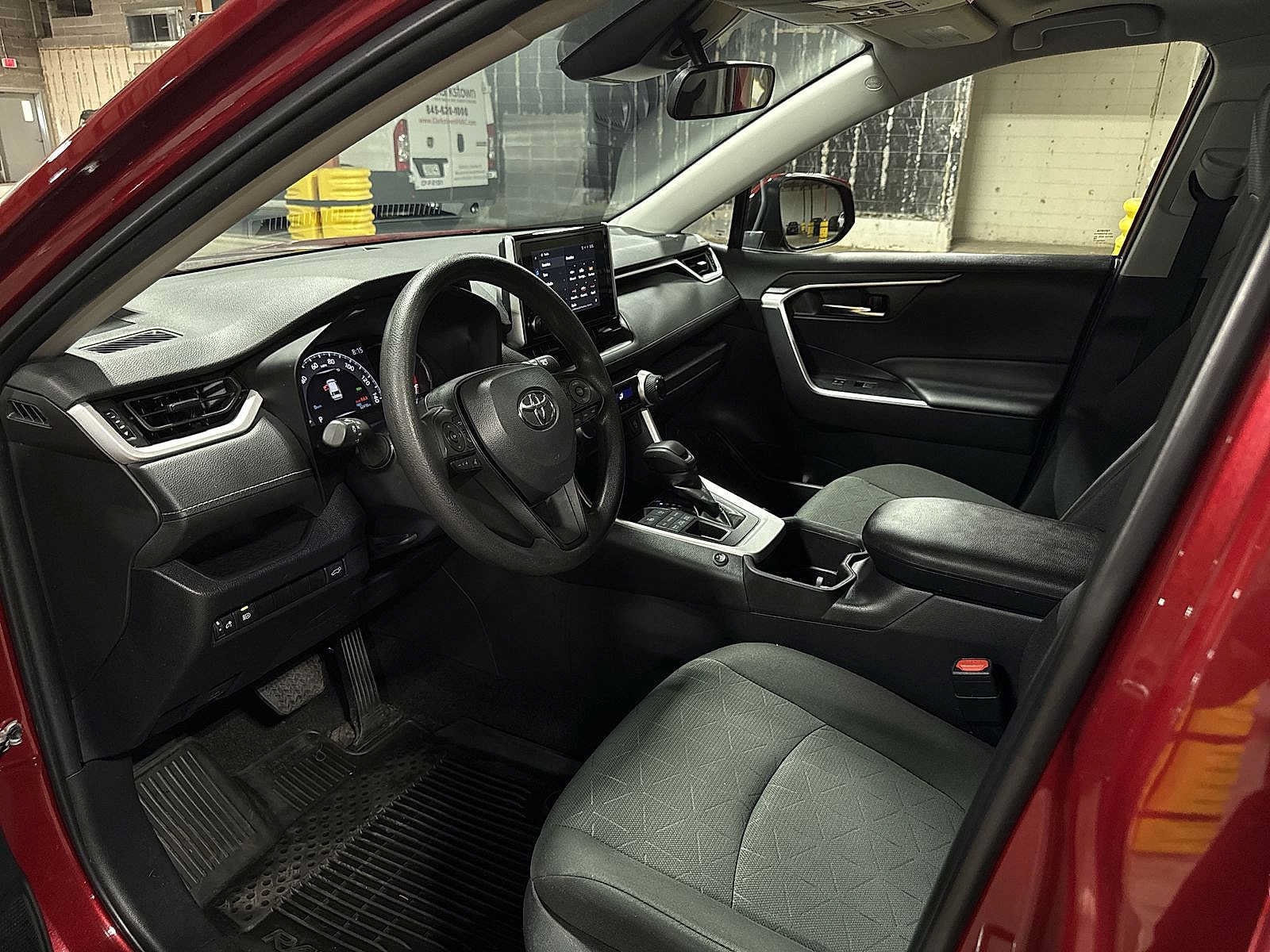 Thumbnail: 2023 Toyota RAV4 - 29