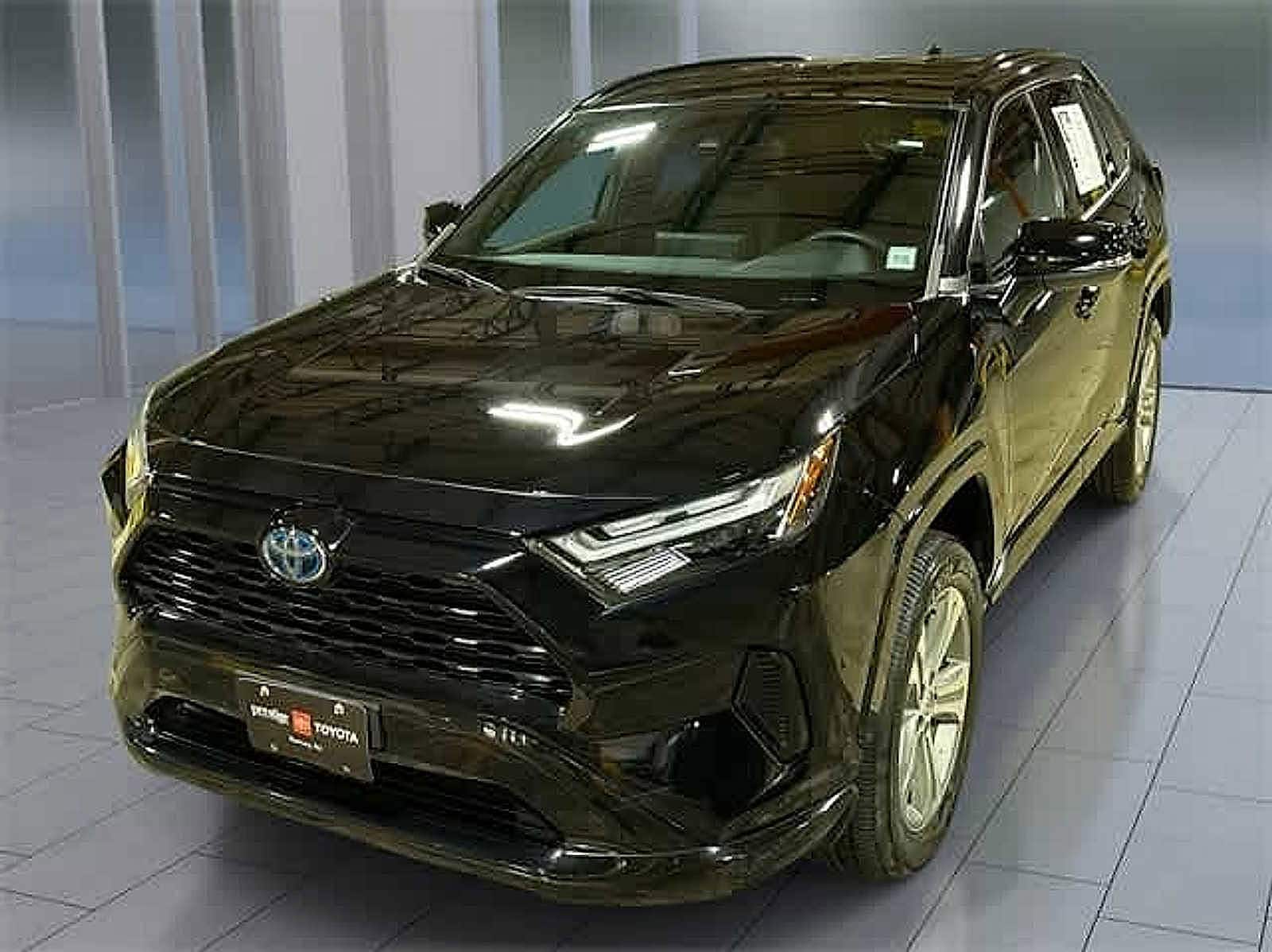 2022 Toyota RAV4 Hybrid SE