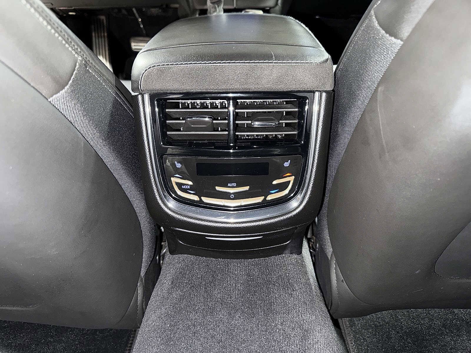 Thumbnail: 2014 Cadillac CTS - 28