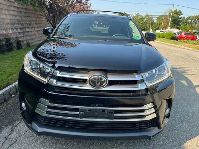 Thumbnail: 2018 Toyota Highlander - 2