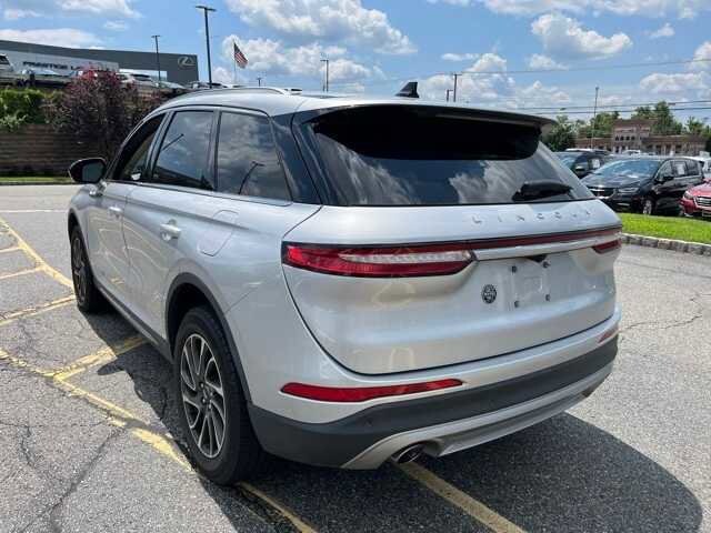 Thumbnail: 2020 Lincoln Corsair - 6