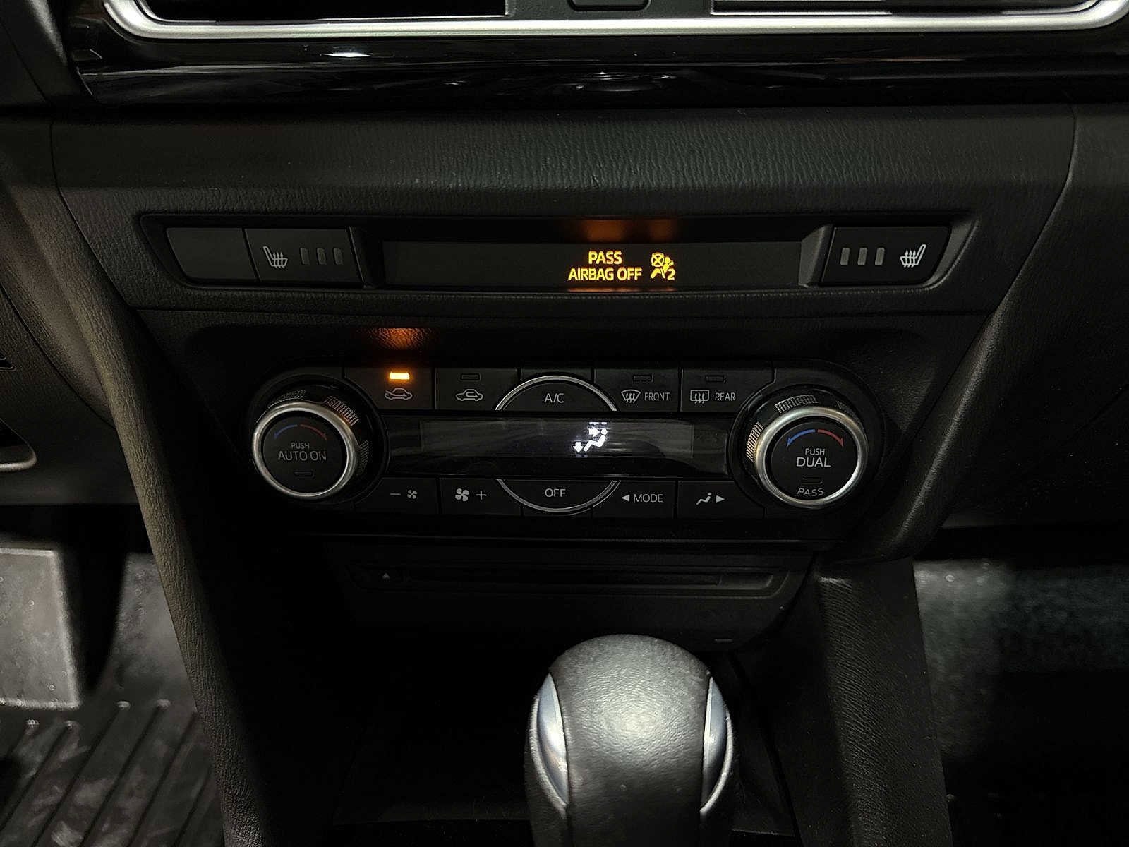 Thumbnail: 2016 Mazda Mazda3 - 22