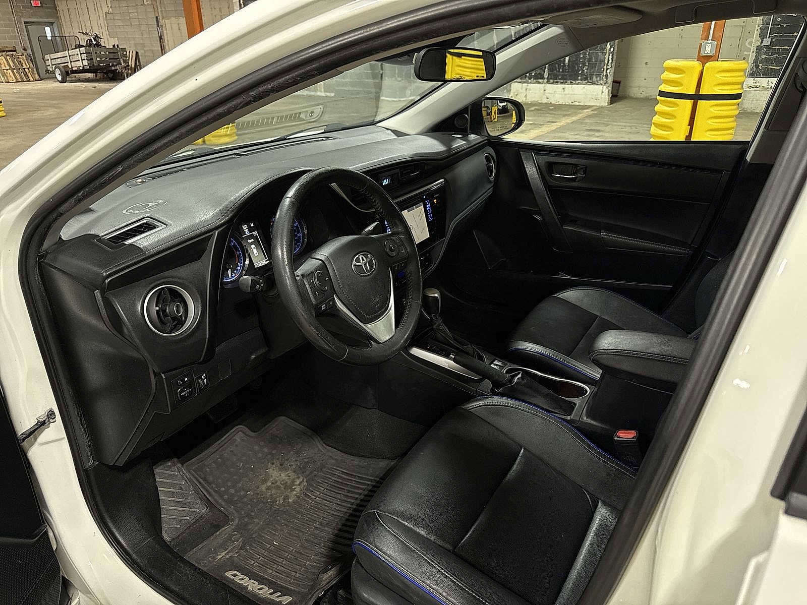 Thumbnail: 2017 Toyota Corolla - 30