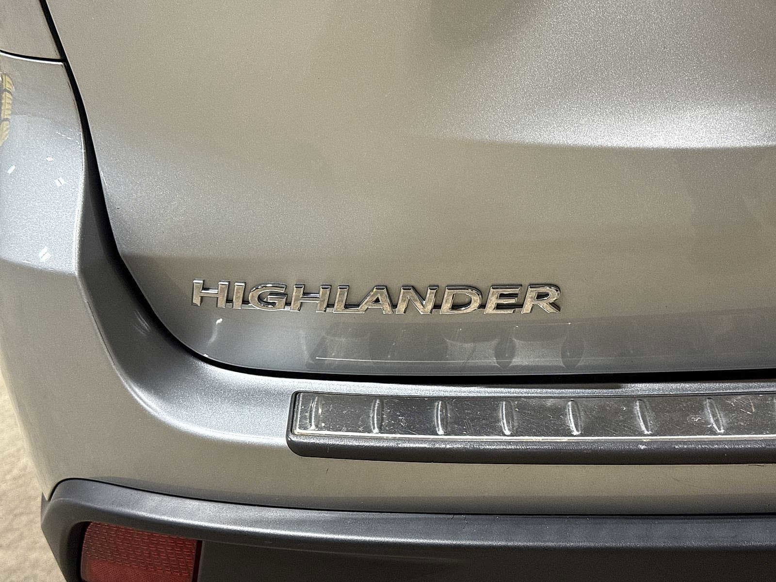 Thumbnail: 2019 Toyota Highlander - 27