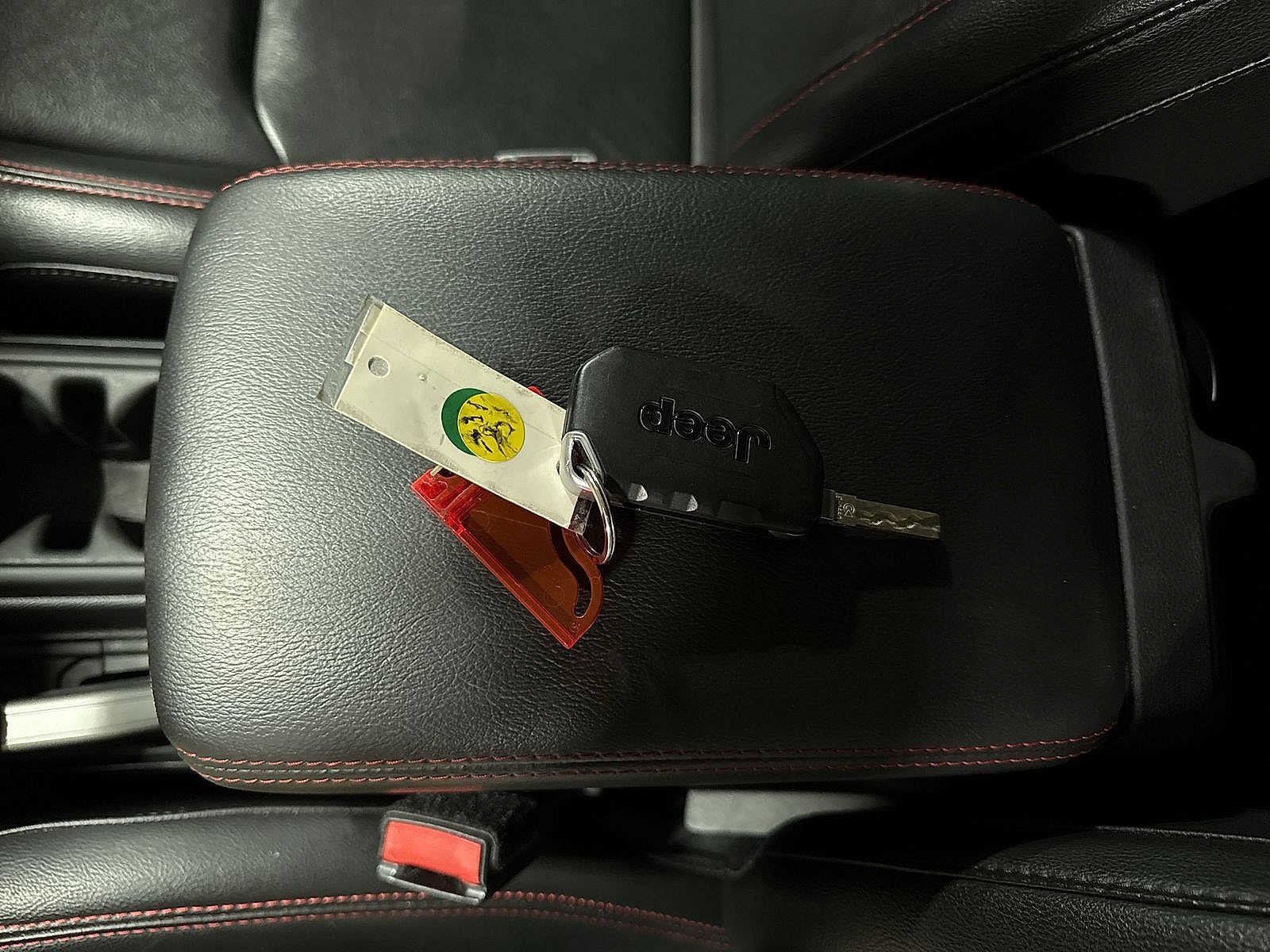 Thumbnail: 2021 Jeep Wrangler - 30