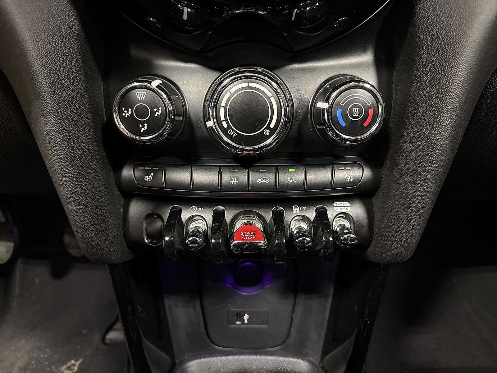 Thumbnail: 2019 MINI Cooper Convertible - 21