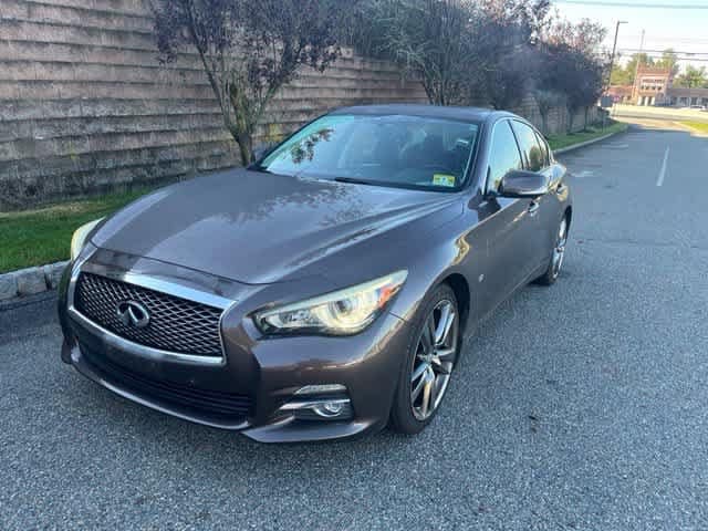 2015 INFINITI Q50 Premium