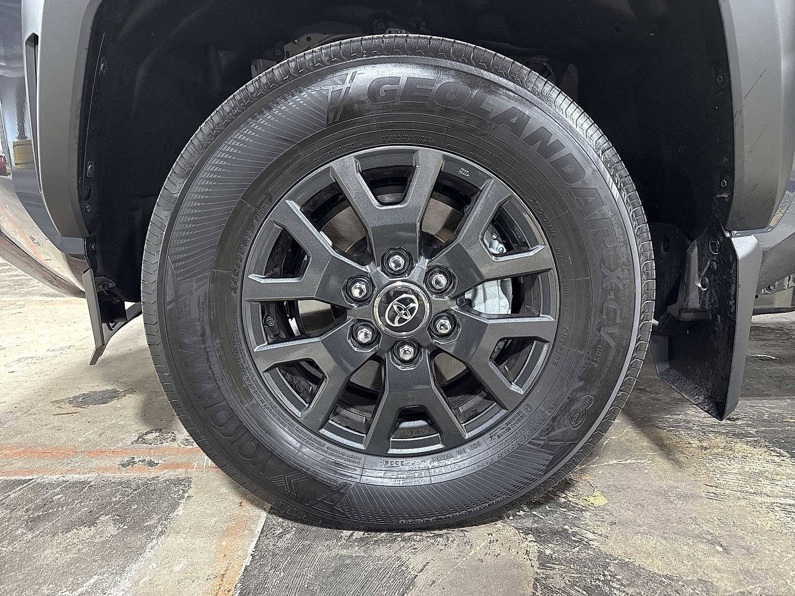 Thumbnail: 2025 Toyota 4Runner - 10