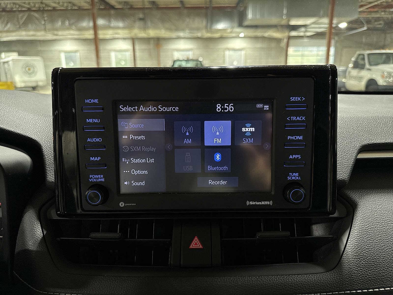 Thumbnail: 2021 Toyota RAV4 - 20