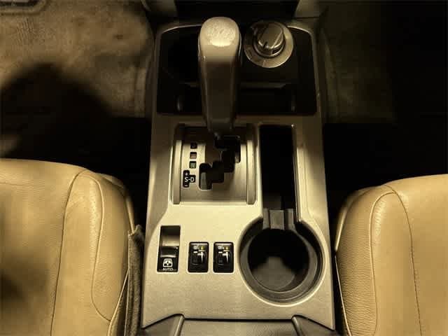 Thumbnail: 2013 Toyota 4Runner - 33