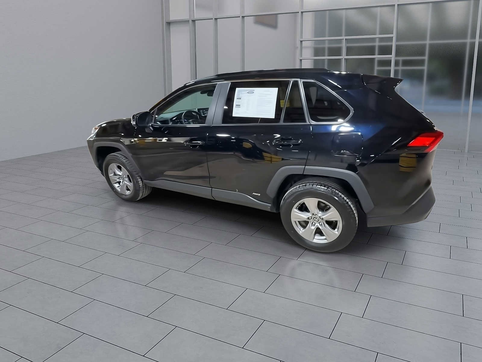 Thumbnail: 2023 Toyota RAV4 - 6