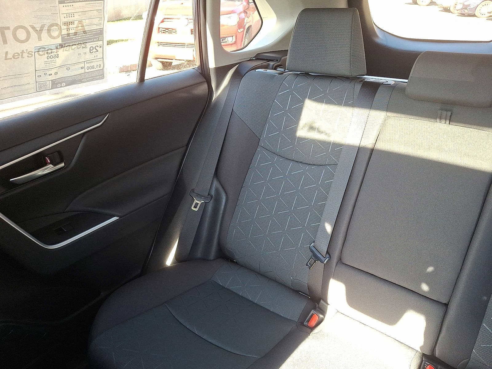 Thumbnail: 2025 Toyota RAV4 - 12