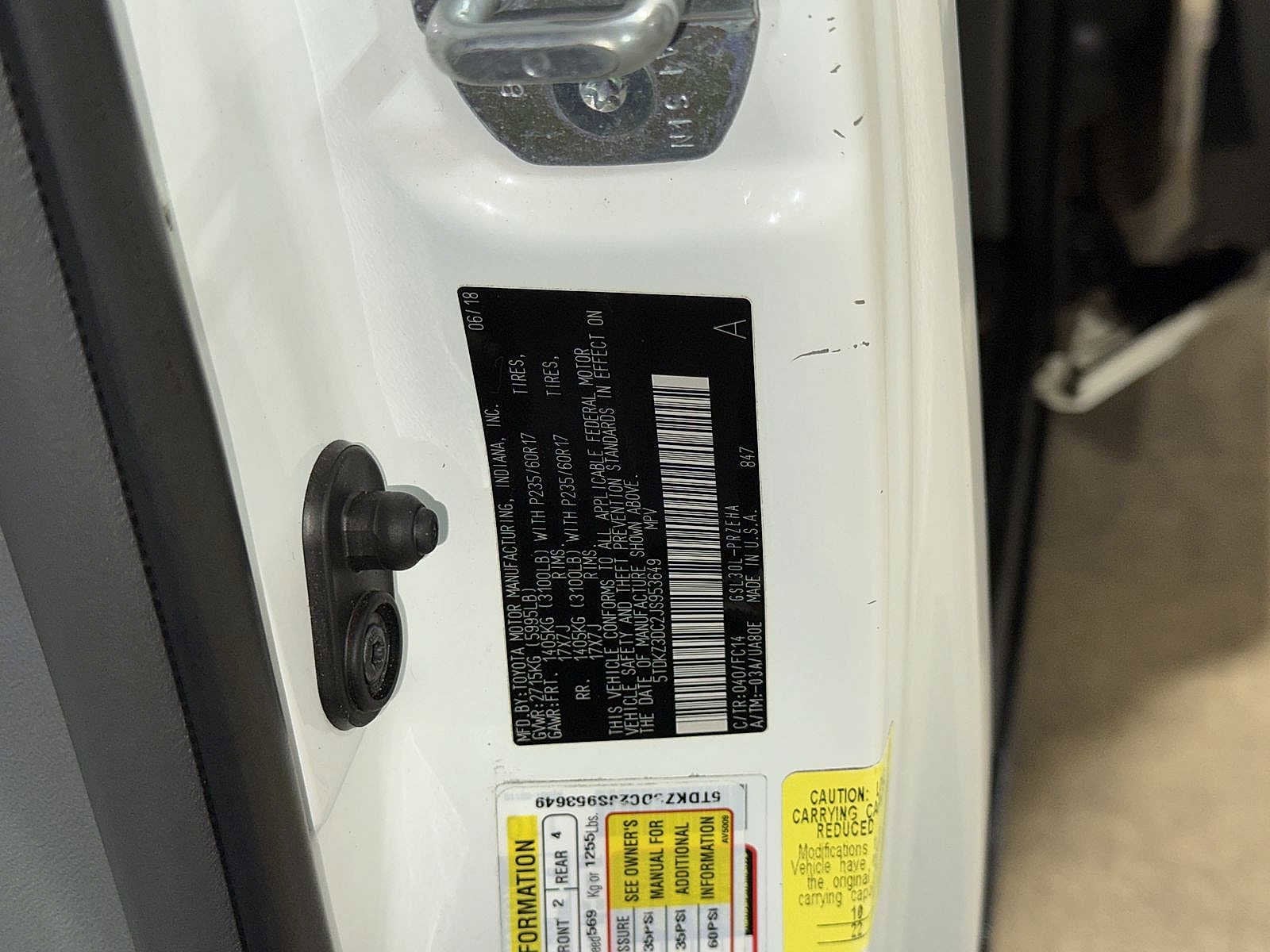 Thumbnail: 2018 Toyota Sienna - 15