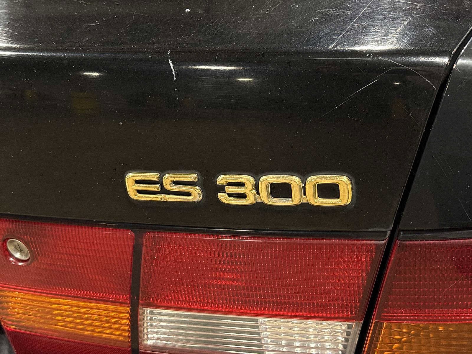 Thumbnail: 1998 Lexus ES - 25